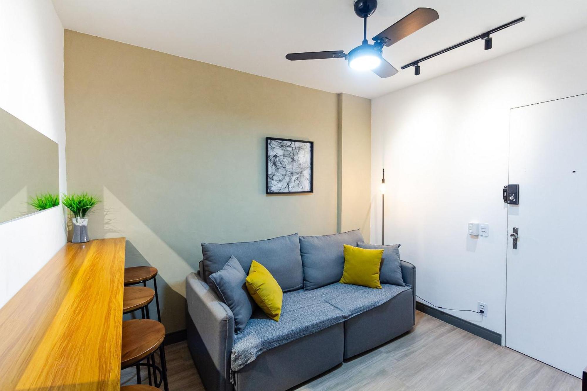 Apto 1 Quarto, Centro, Cambui, Guanabara, 1 Vaga Garagem, Prox. A Mercado, Academia, Hospital Apartment